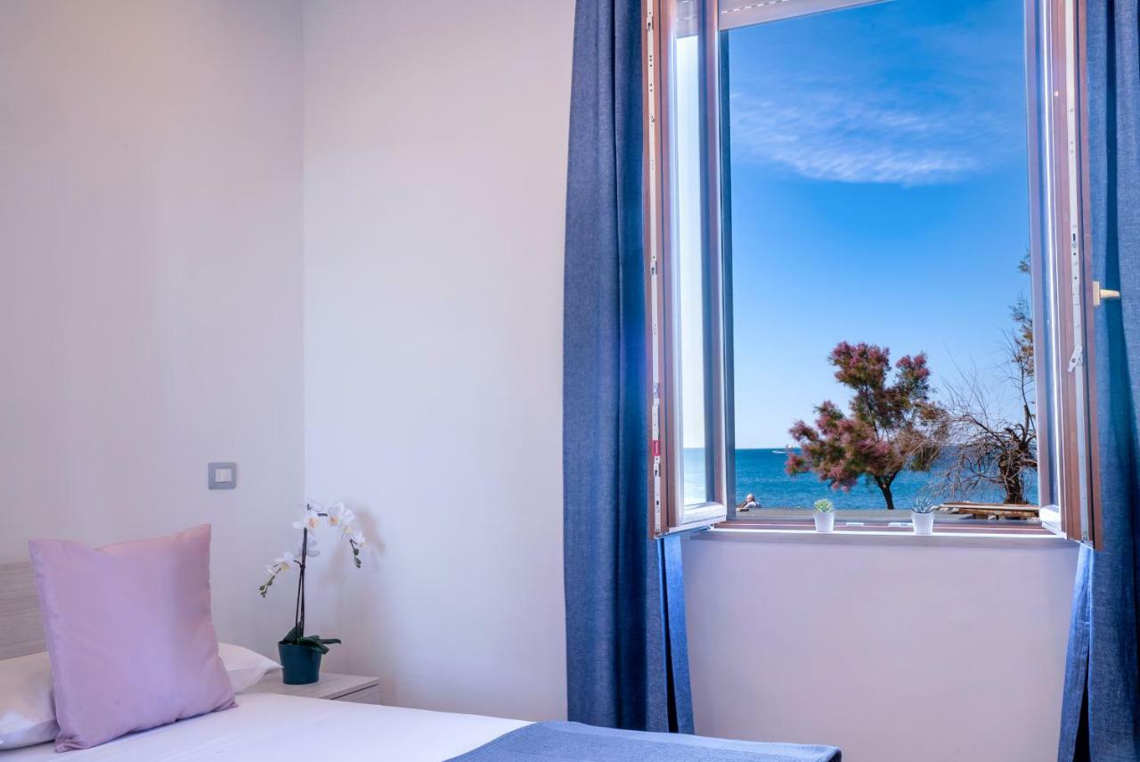Apartment Sea Window