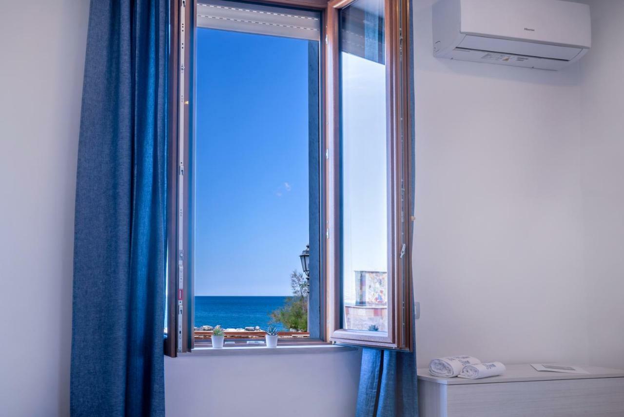 Sea Window * Salerno